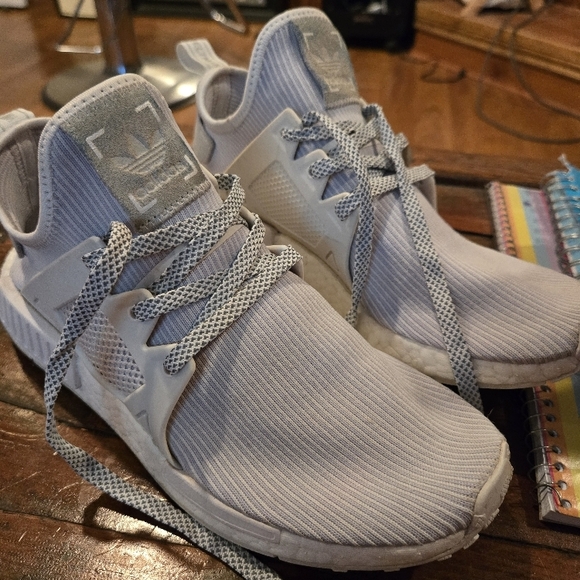 Adidas Light BLUE/ WHITE Sneakers - Picture 3 of 7